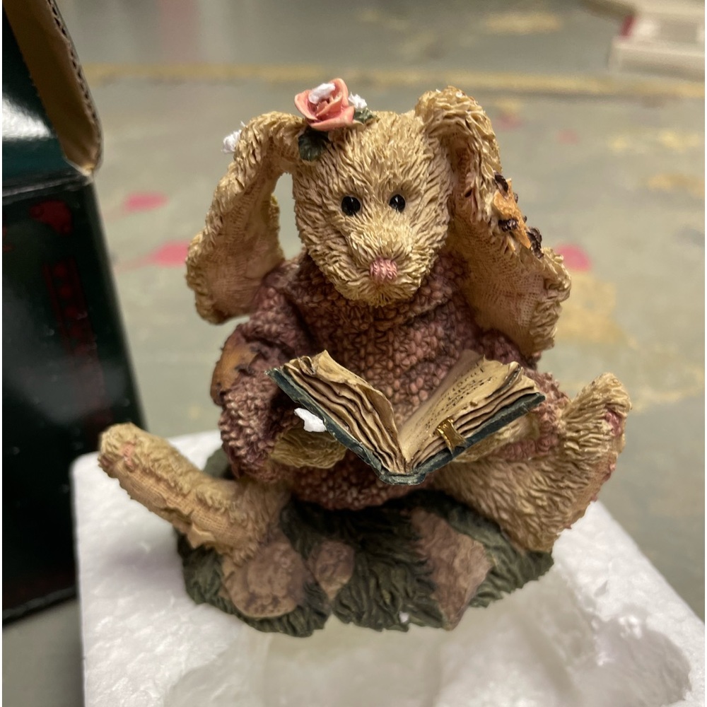 New Boyd’s Bear Daphne The Reader Hare